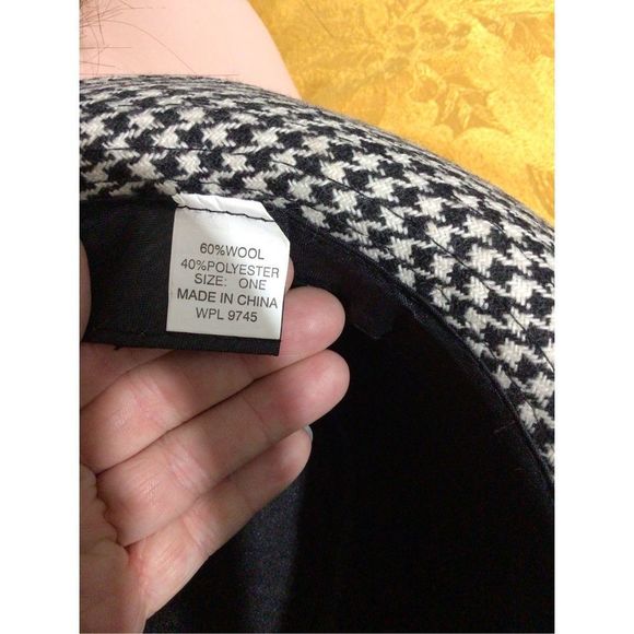 NEW Houndstooth Fedora Trilby Wool Blend Hat Flower Accent Side One Size 🧸 - Picture 2 of 13